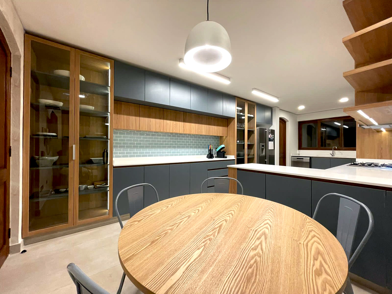 Bouwën - INTERIORISMO & MOBILIARIO