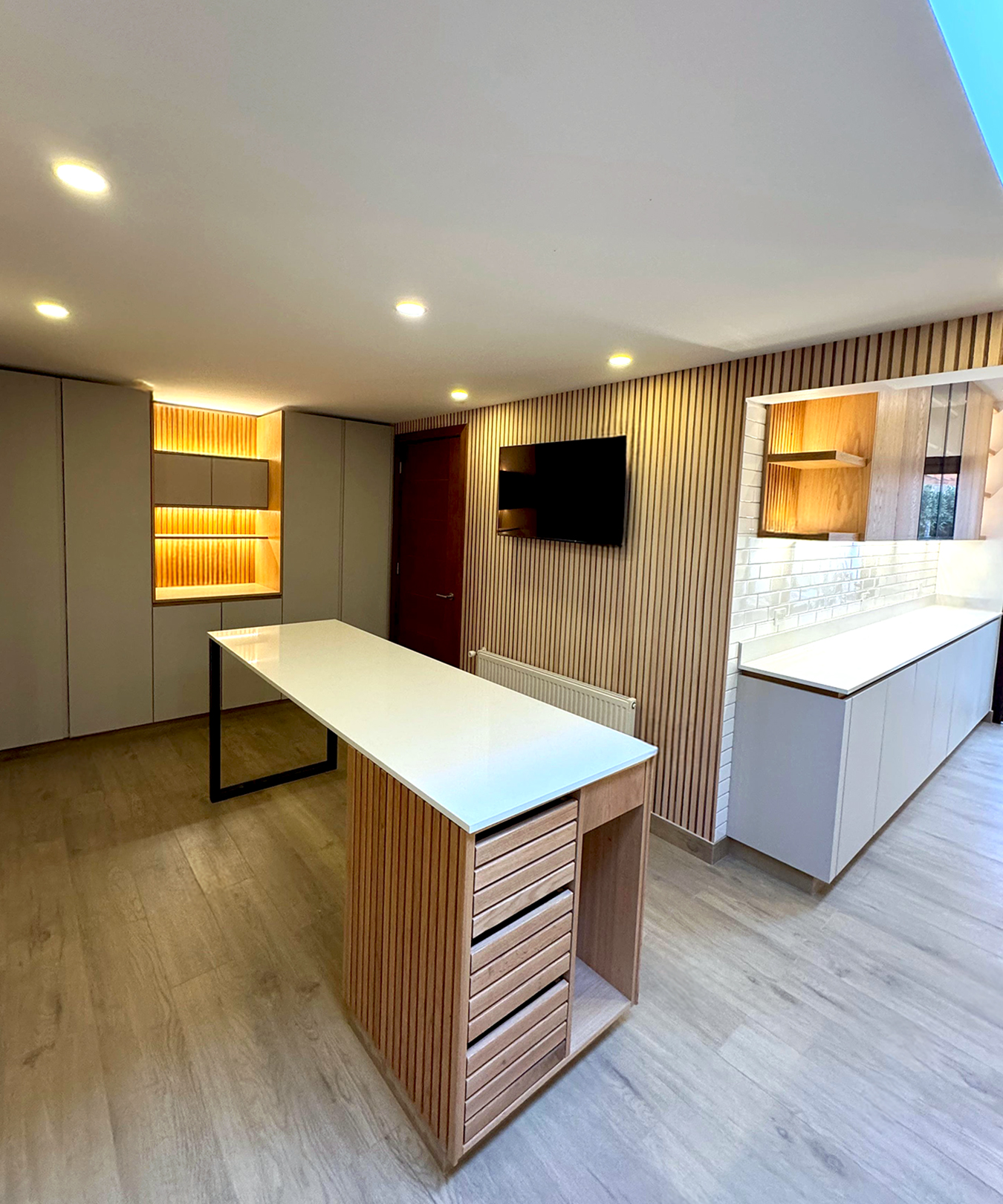 Bouwën - INTERIORISMO & MOBILIARIO