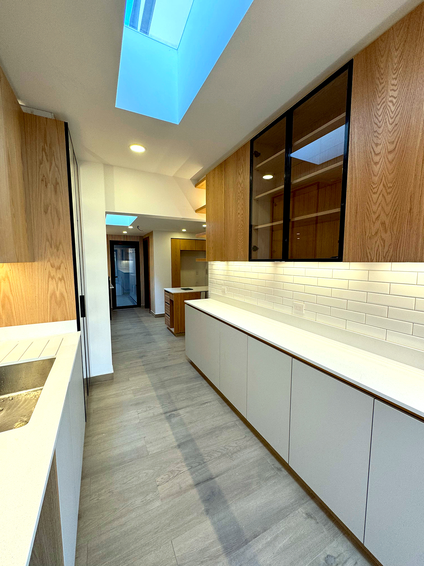 Bouwën - INTERIORISMO & MOBILIARIO