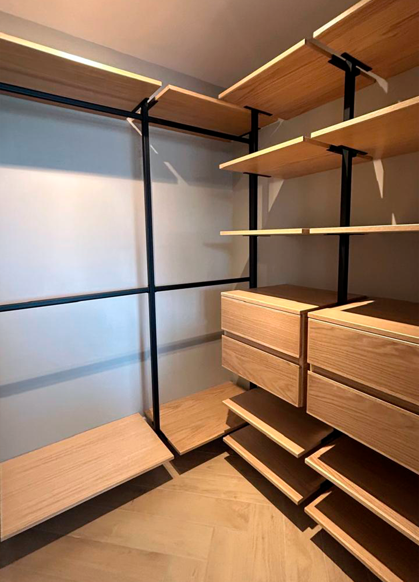 Bouwën - INTERIORISMO & MOBILIARIO